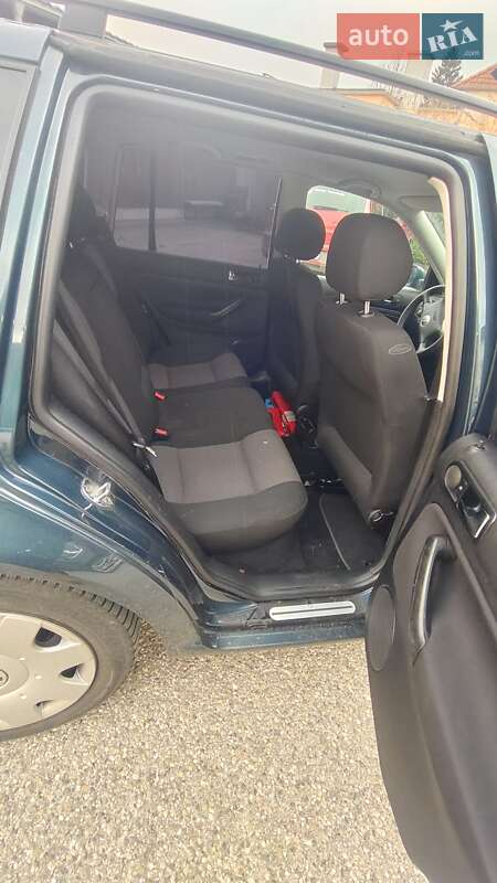 Хетчбек Volkswagen Golf 2000 в Чернігові