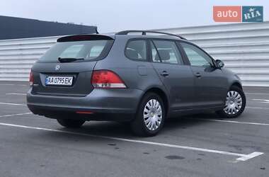 Універсал Volkswagen Golf 2009 в Львові