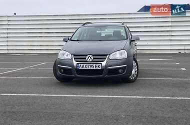 Універсал Volkswagen Golf 2009 в Львові