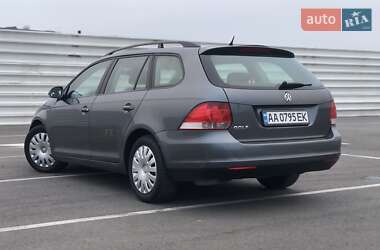 Універсал Volkswagen Golf 2009 в Львові