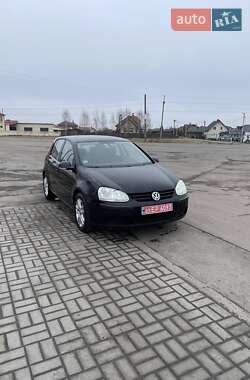 Хетчбек Volkswagen Golf 2006 в Луцьку