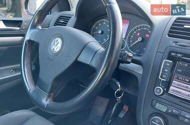 Хэтчбек Volkswagen Golf 2006 в Ходорове