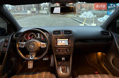 Хэтчбек Volkswagen Golf 2012 в Киеве