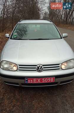 Універсал Volkswagen Golf 2002 в Харкові