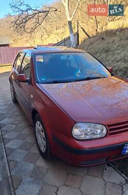 Хетчбек Volkswagen Golf 1999 в Чернівцях