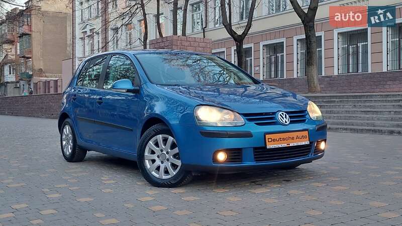 Хетчбек Volkswagen Golf 2004 в Одесі