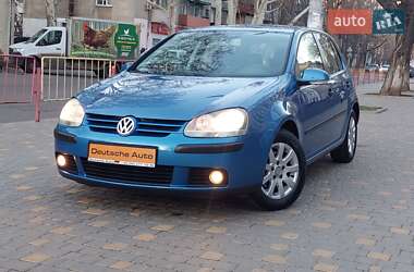 Хетчбек Volkswagen Golf 2004 в Одесі