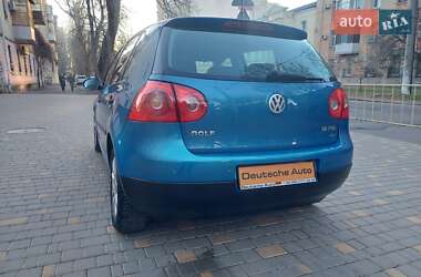 Хетчбек Volkswagen Golf 2004 в Одесі