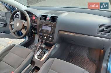 Хетчбек Volkswagen Golf 2004 в Одесі