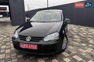 Хетчбек Volkswagen Golf 2005 в Полтаві