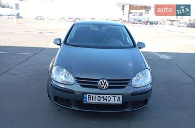 Хетчбек Volkswagen Golf 2004 в Одесі