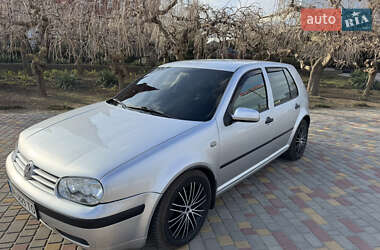 Хетчбек Volkswagen Golf 1999 в Білгороді-Дністровському