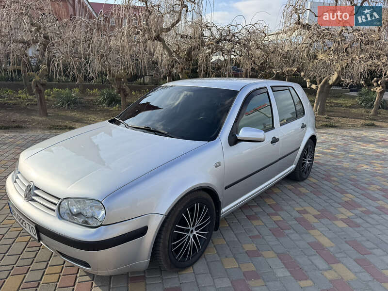 Хэтчбек Volkswagen Golf 1999 в Белгороде-Днестровском