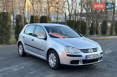 Хетчбек Volkswagen Golf 2005 в Хмельницькому