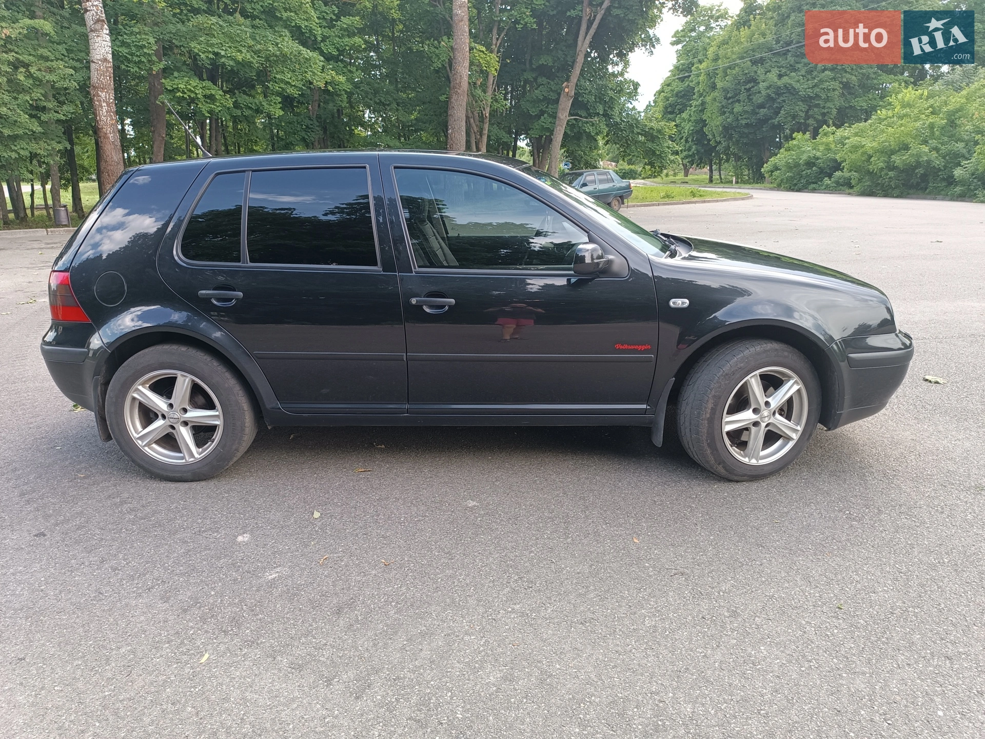 Volkswagen Golf 2000 VIN WVWZZZ1JZ1B030971 фото оголошення 20 з 27
