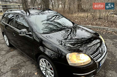 Универсал Volkswagen Golf 2009 в Киеве