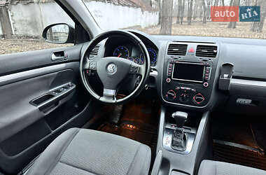Универсал Volkswagen Golf 2009 в Киеве