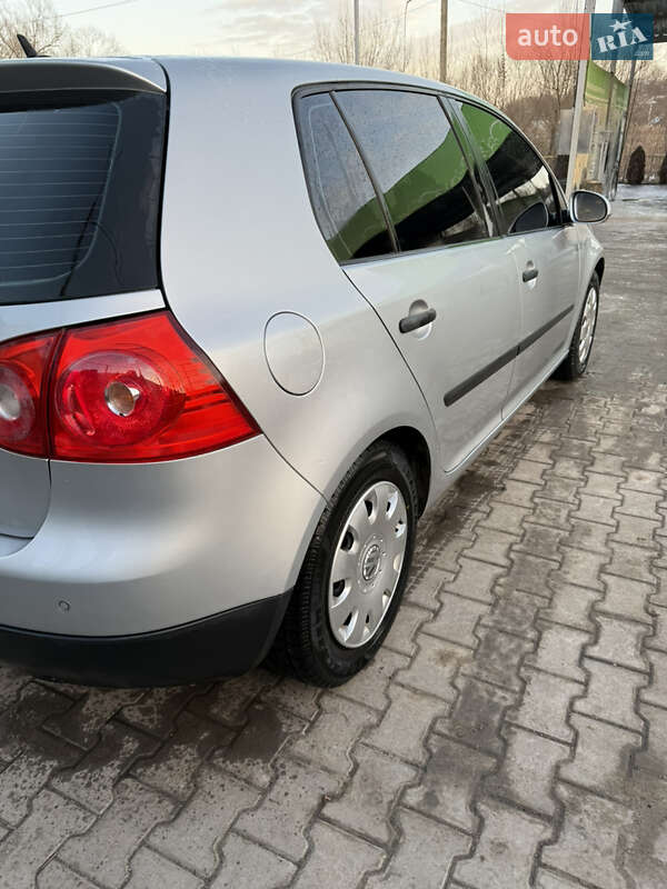 Кабріолет Volkswagen Golf 2004 в Томашполі