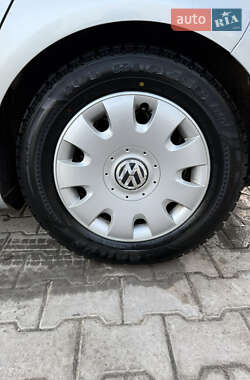 Кабріолет Volkswagen Golf 2004 в Томашполі