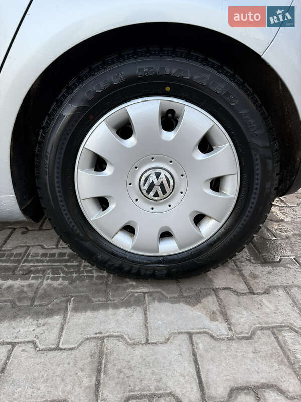 Кабріолет Volkswagen Golf 2004 в Томашполі