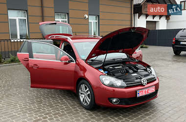 Універсал Volkswagen Golf 2010 в Вінниці