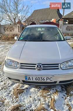 Хетчбек Volkswagen Golf 1998 в Яготині