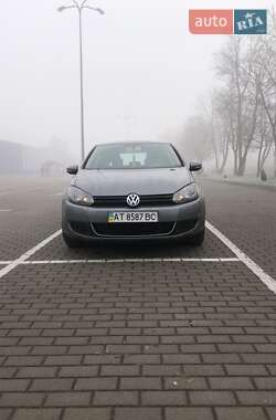 Хетчбек Volkswagen Golf 2010 в Коломиї