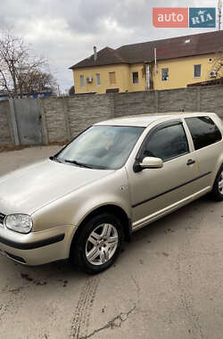 Хетчбек Volkswagen Golf 1998 в Пісочині