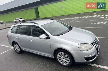 Універсал Volkswagen Golf 2007 в Києві