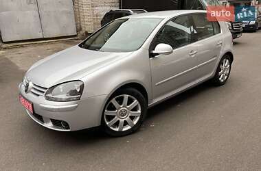 Хетчбек Volkswagen Golf 2008 в Луцьку