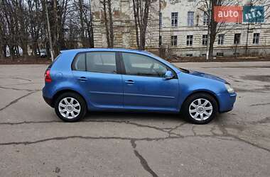 Хетчбек Volkswagen Golf 2004 в Харкові