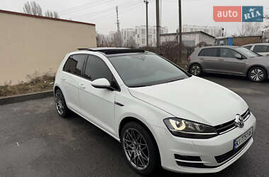 Хетчбек Volkswagen Golf 2014 в Вишневому