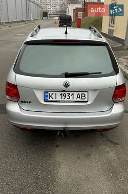 Універсал Volkswagen Golf 2008 в Києві