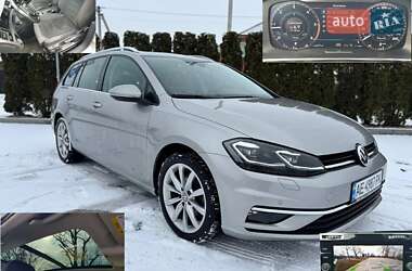 Універсал Volkswagen Golf 2017 в Луцьку