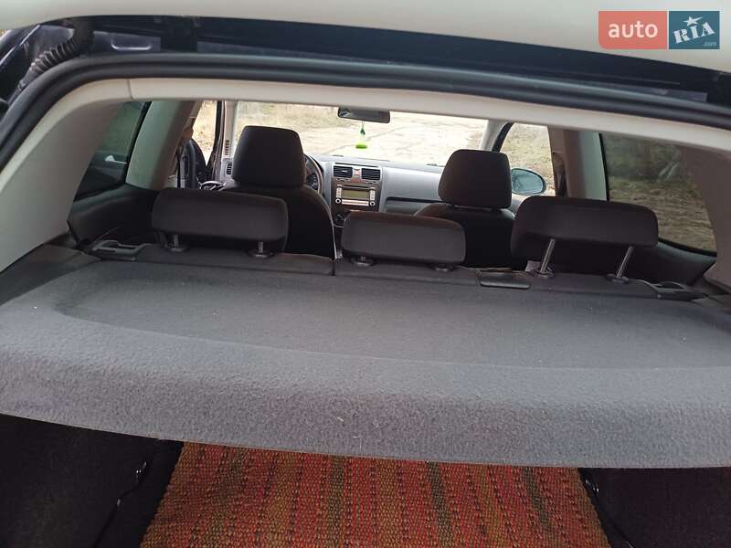 Хэтчбек Volkswagen Golf 2007 в Ананьеве