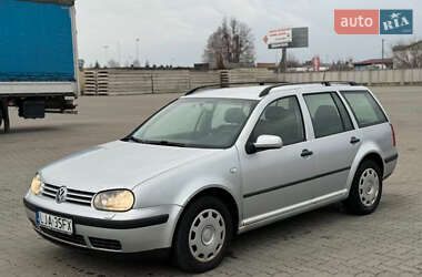 Универсал Volkswagen Golf 2000 в Сарнах