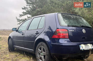 Хетчбек Volkswagen Golf 2002 в Чернігові