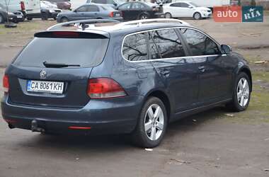 Универсал Volkswagen Golf 2010 в Черкассах