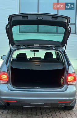 Универсал Volkswagen Golf 2012 в 