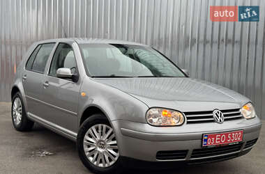 Хетчбек Volkswagen Golf 2003 в Березані