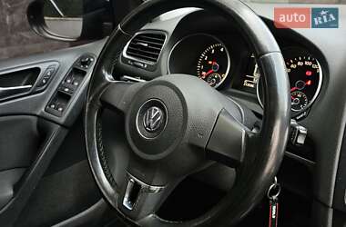 Хэтчбек Volkswagen Golf 2009 в Тернополе