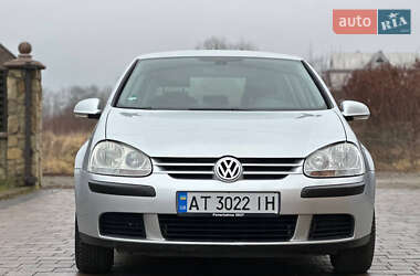 Хэтчбек Volkswagen Golf 2004 в Заболотове