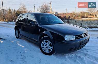 Хетчбек Volkswagen Golf 2003 в Івано-Франківську