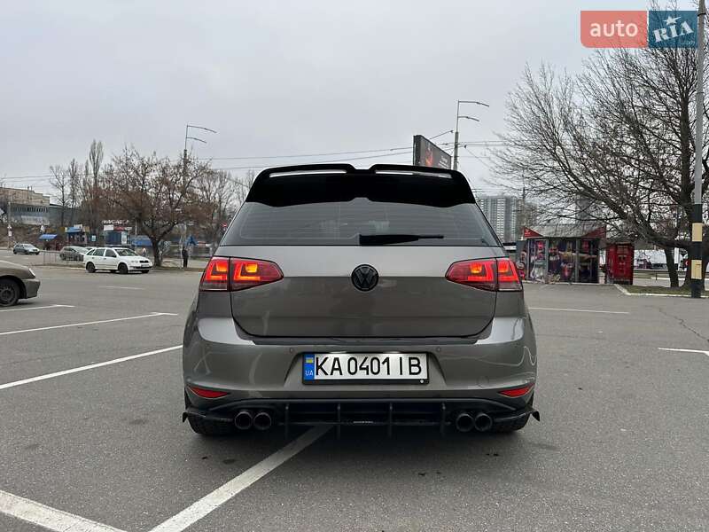 Volkswagen Golf 2014