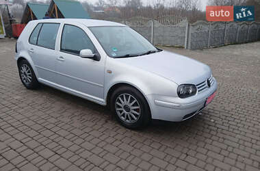 Хетчбек Volkswagen Golf 1998 в Чернівцях