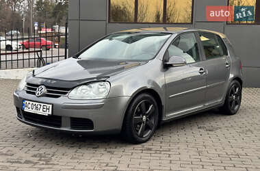 Хетчбек Volkswagen Golf 2006 в Рівному