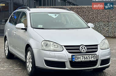 Універсал Volkswagen Golf 2008 в Житомирі