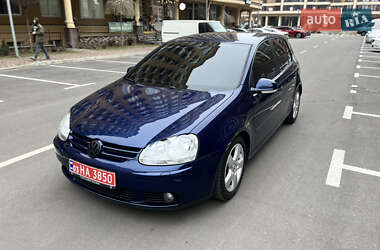 Хетчбек Volkswagen Golf 2008 в Києві