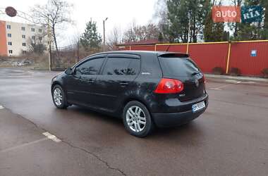 Хетчбек Volkswagen Golf 2006 в Сумах