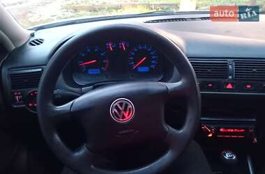 Универсал Volkswagen Golf 2001 в Калуше